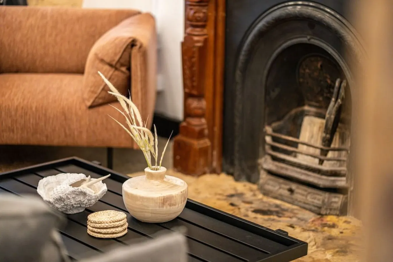 Blacksmith Cottage—Stay in Blacksmith's Lively Hub 9
