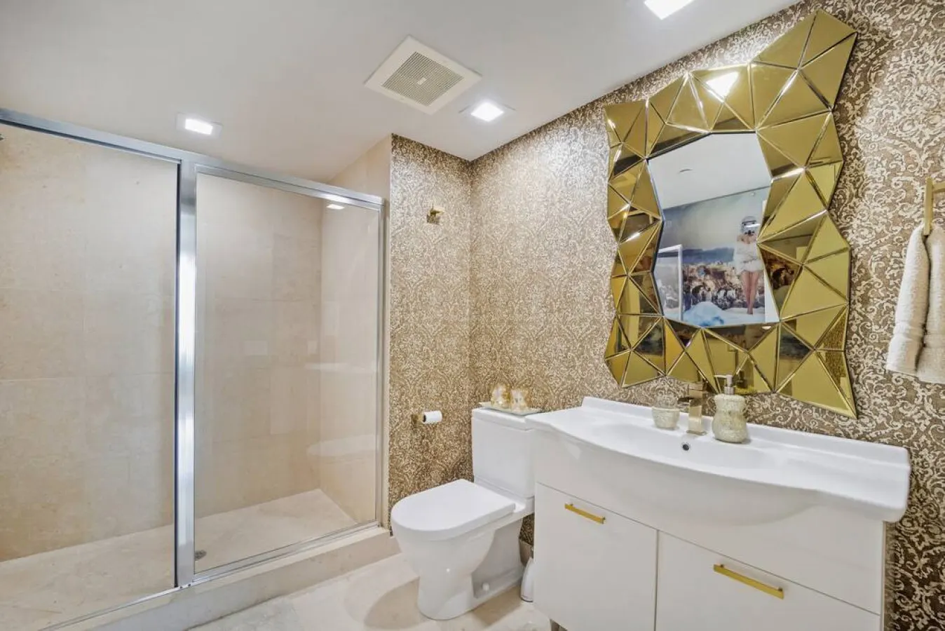 Sublime Ocean & Pool View Unit At Icon Brickell 11