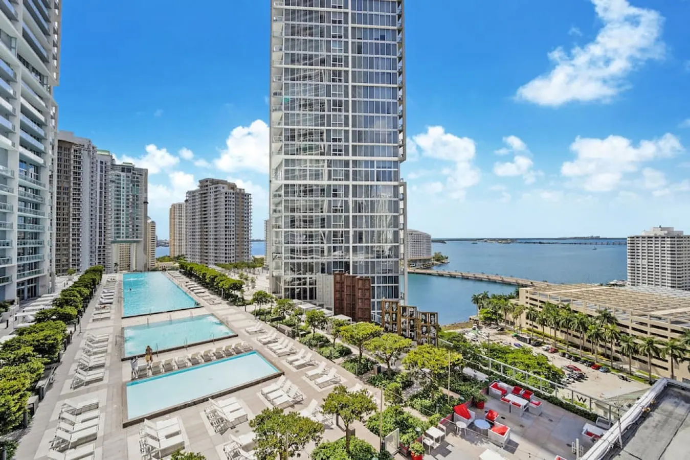Sublime Ocean & Pool View Unit At Icon Brickell 14