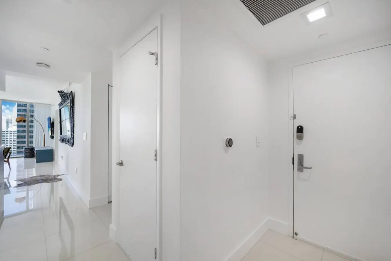 Sublime Ocean & Pool View Unit At Icon Brickell 7