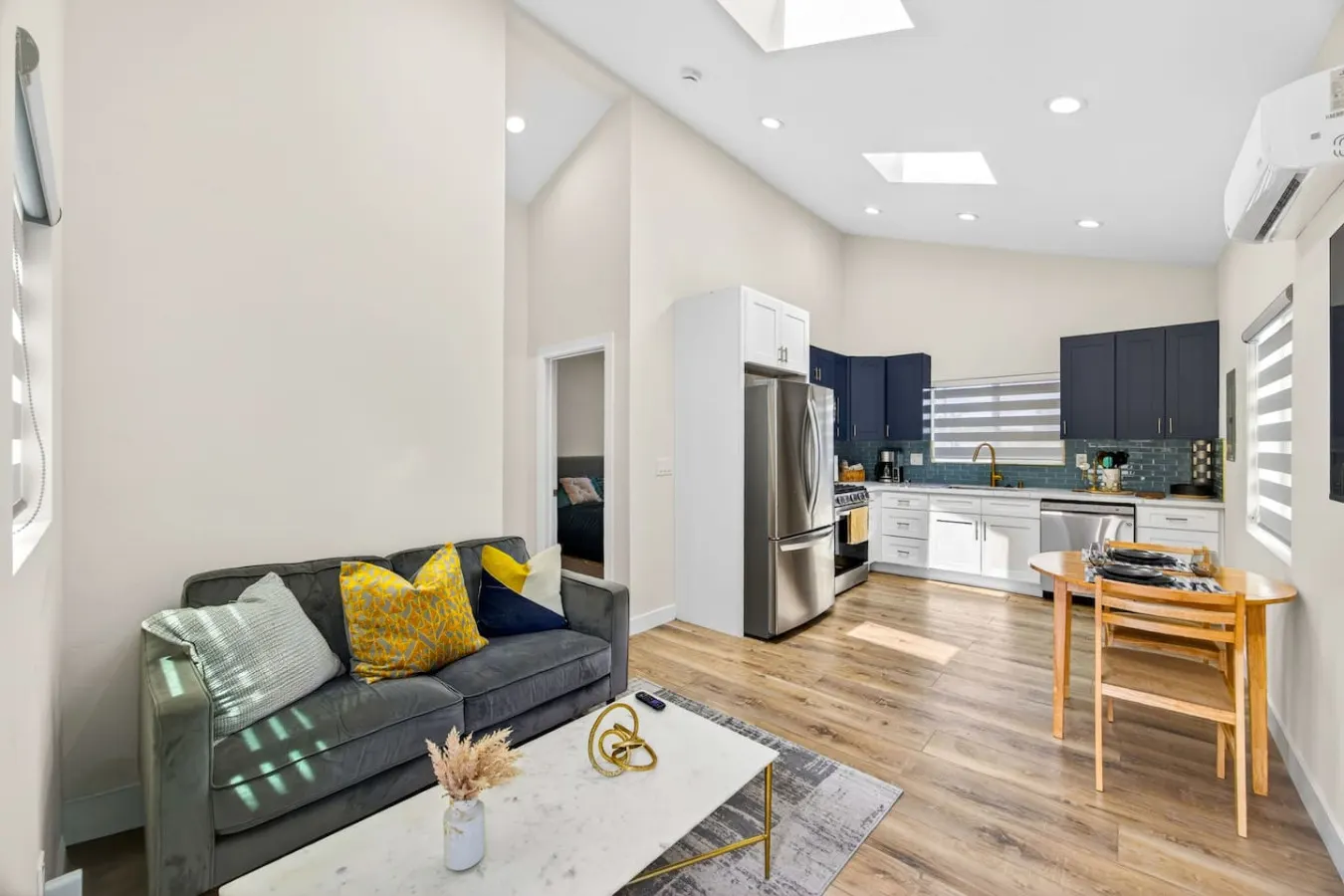 The Artisan - Modern Craftsmen Retreat