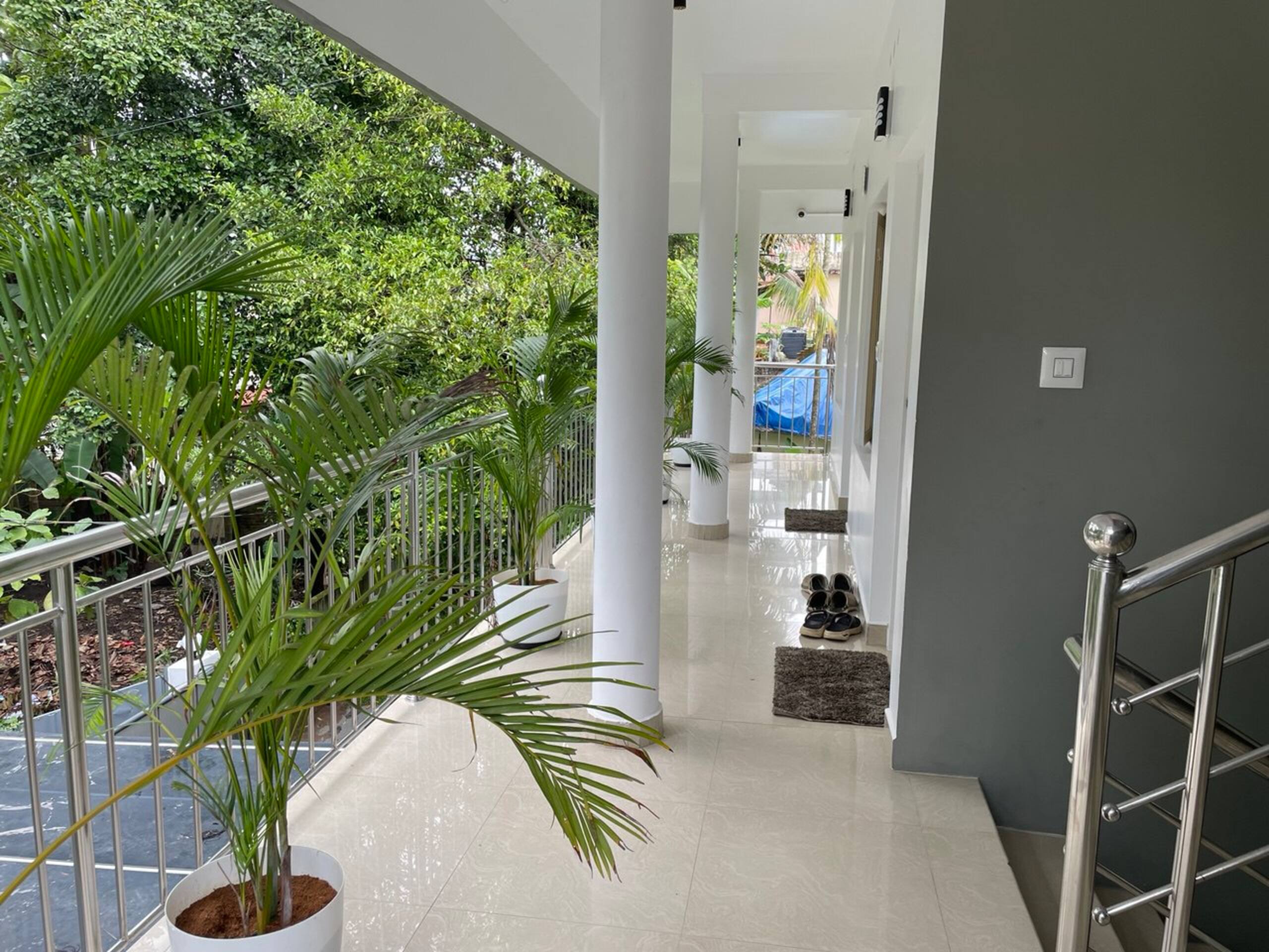 Urban Loft 1BHK 102 10 min to Lulu w/ greenery 26