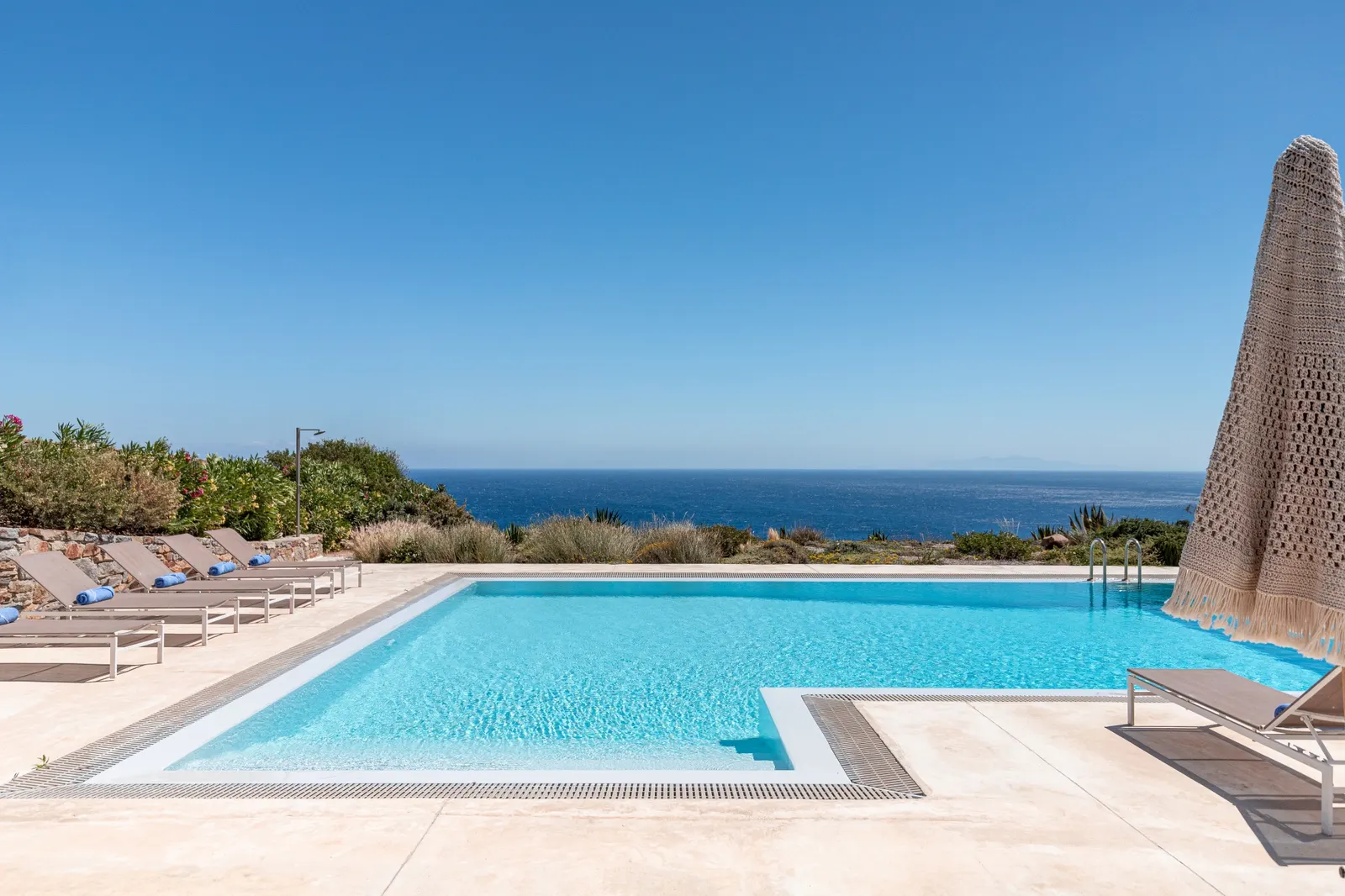Lotus iN 2 - Mykonos Town by DiVal Properties 2