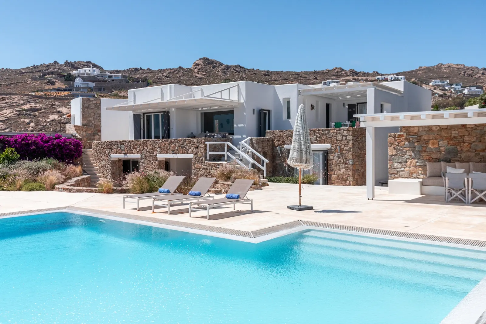 Lotus iN 2 - Mykonos Town by DiVal Properties 3