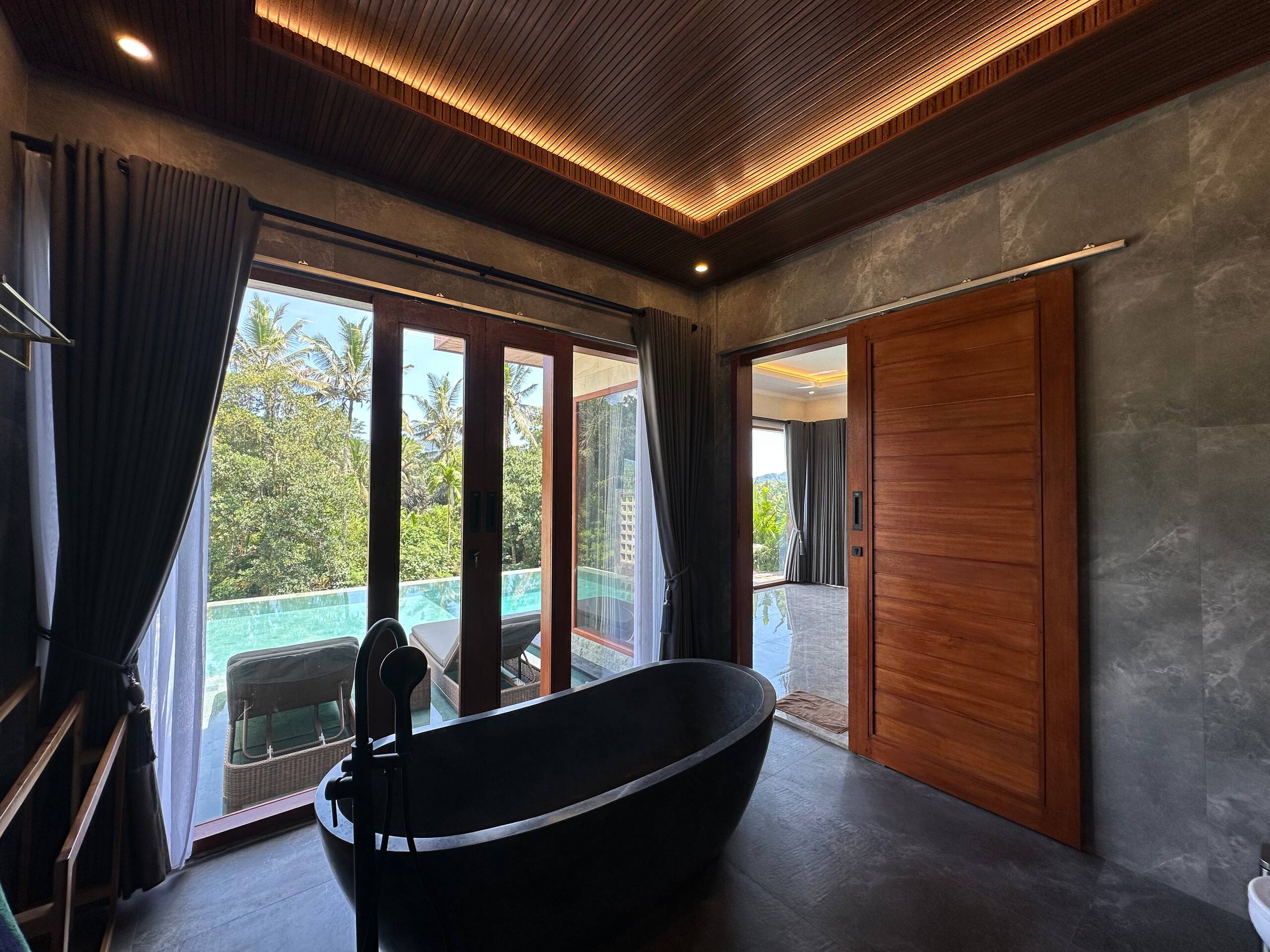 Uma Swari Suites Villa 6