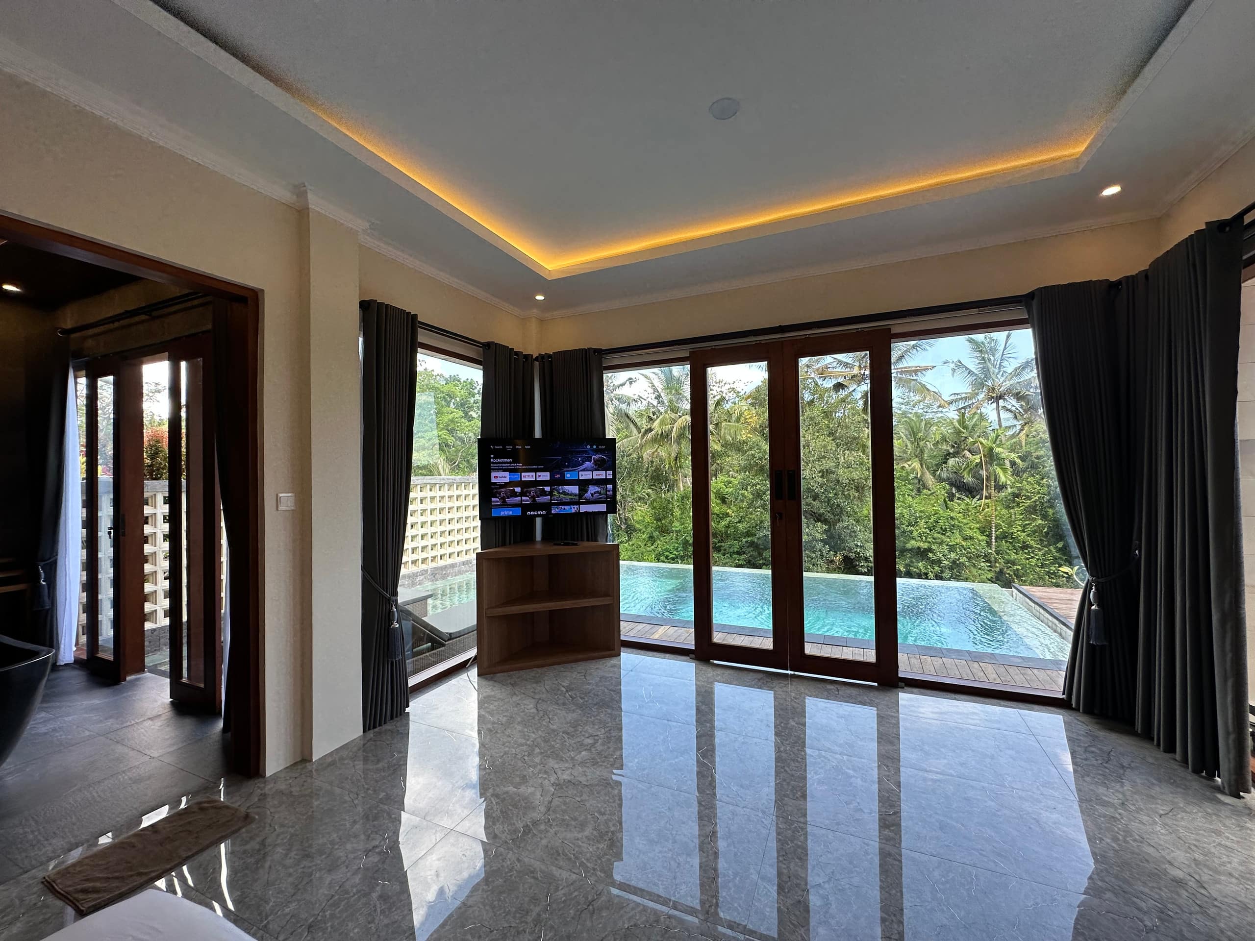 Uma Swari Suites Villa — photo 2