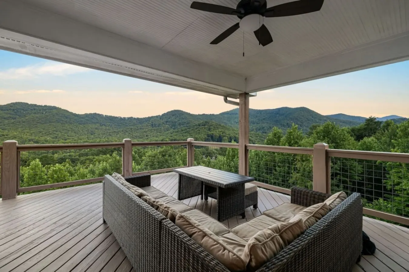Massive Mountain Retreat 12 Mi to Asheville 11