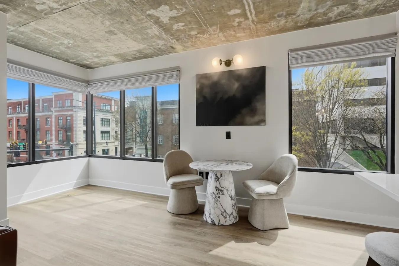 Summit Hill Stay King Suite Free Parking 12