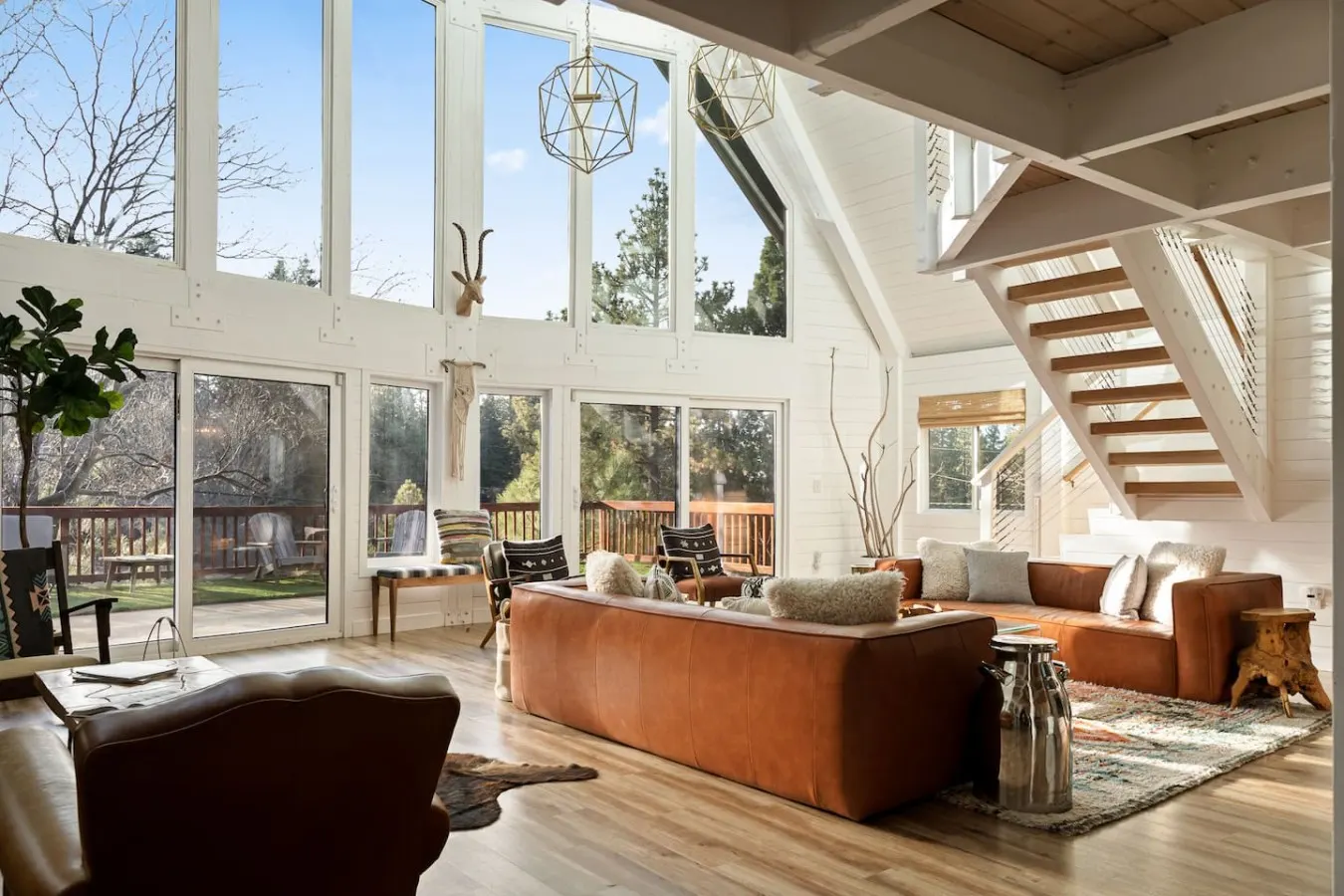 A-Frame Point Game Room, Movie Theater & Sauna 13