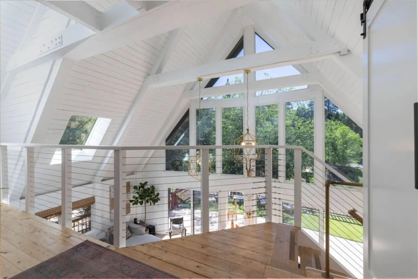 A-Frame Point Game Room, Movie Theater & Sauna 20