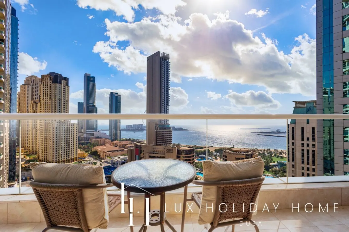 LUX | The Marina Sea View Suite
