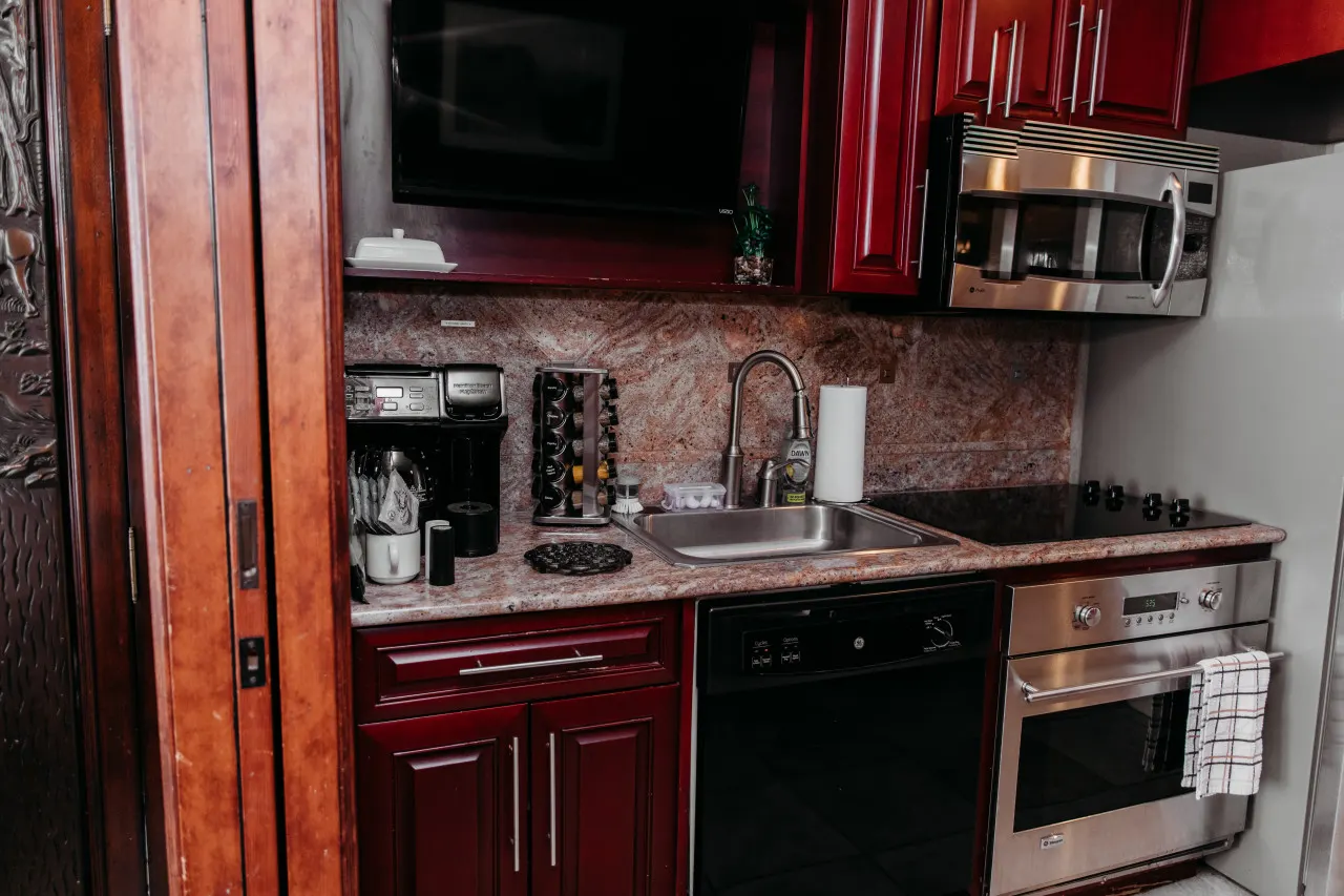 Ski in and Ski-out, Canyons, Westgate, King, Hot tub, Free Brkfst, 3918 16