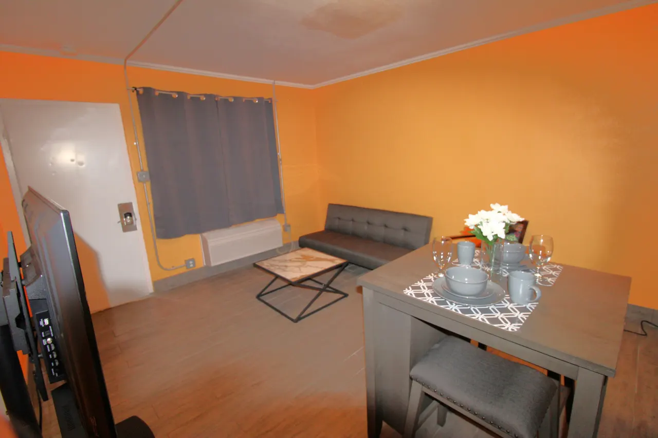 The Ouachita at 1611 Residences 9