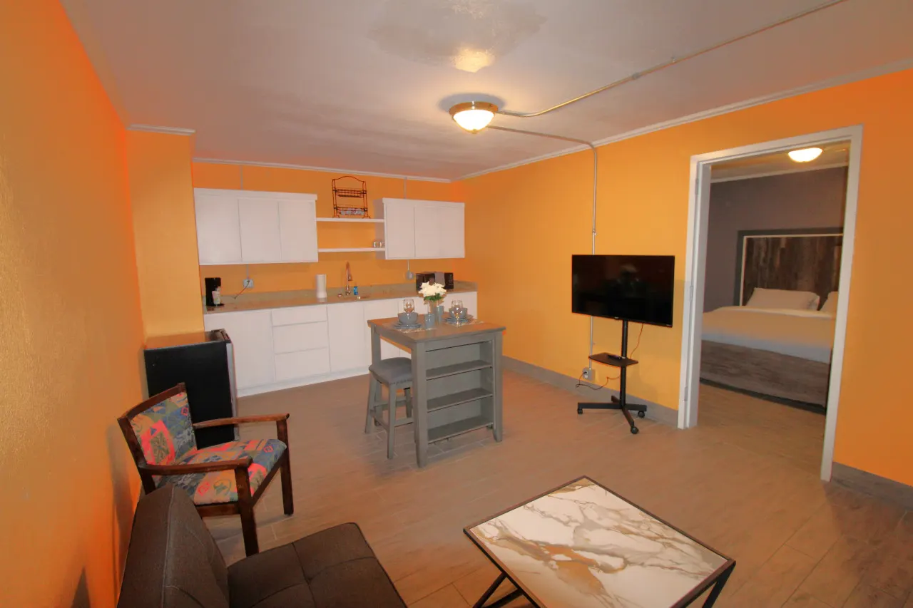The Ouachita at 1611 Residences 7