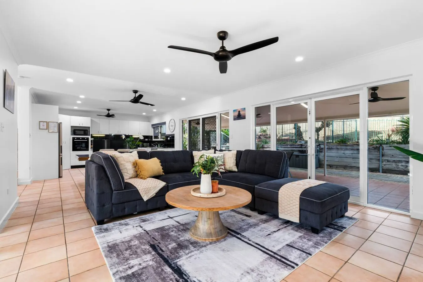 Cullen Bay Retreat Pool, Balcony & Marina Stroll 7