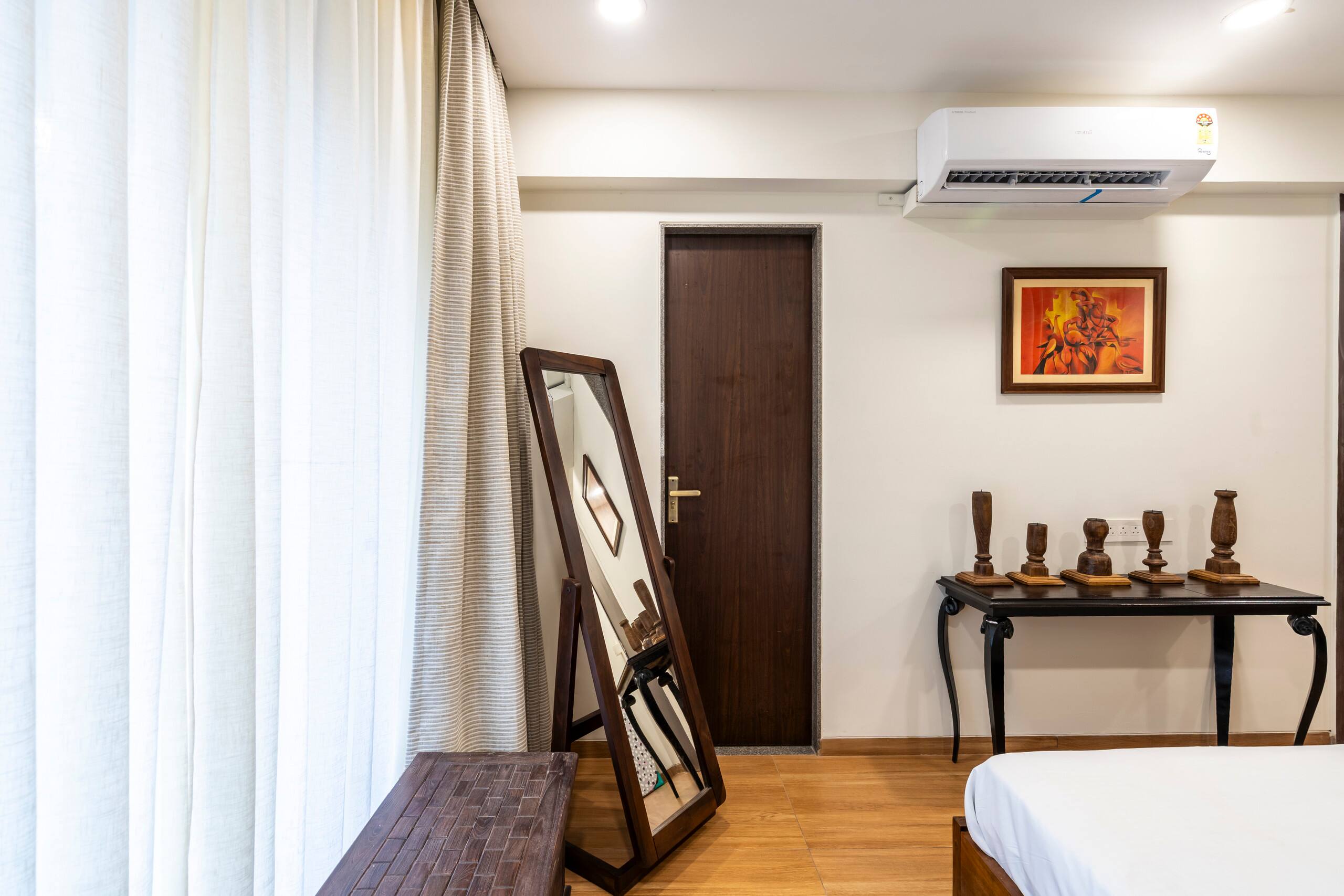 Casa Sukunn|LUXURY 1BHK|Balcony|POOL|5 mins to the BEACH|GYM 24