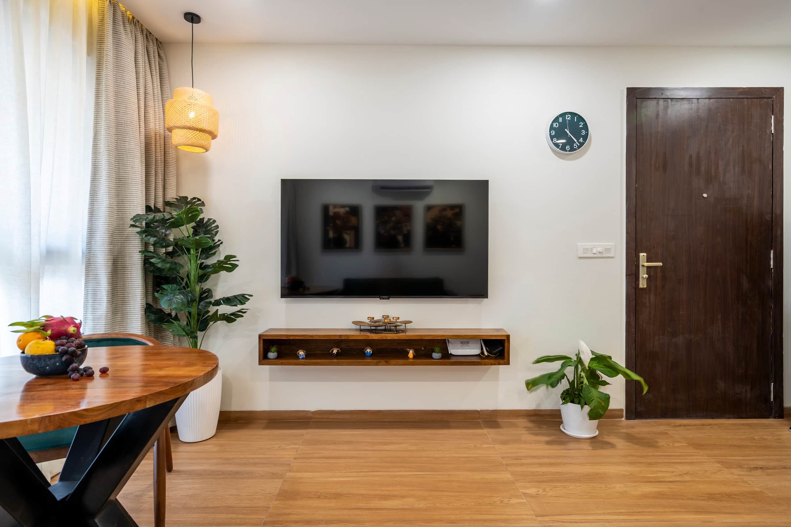 Casa Sukunn|LUXURY 1BHK|Balcony|POOL|5 mins to the BEACH|GYM 20