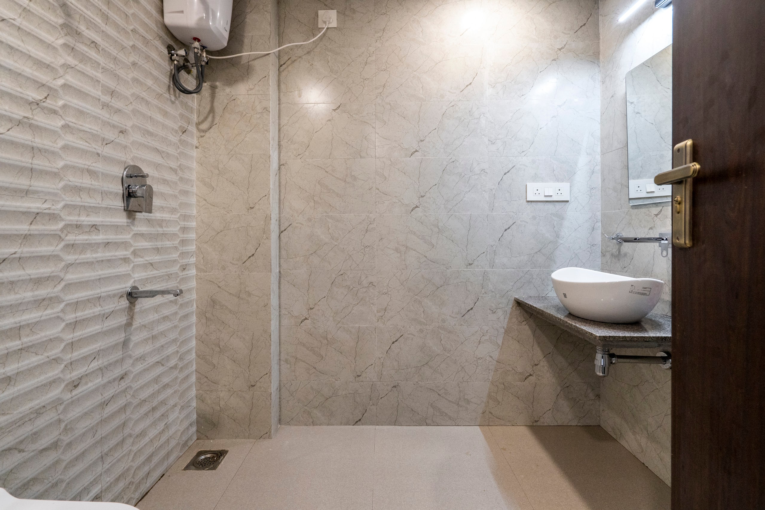 Casa Sukunn|LUXURY 1BHK|Balcony|POOL|5 mins to the BEACH|GYM 26