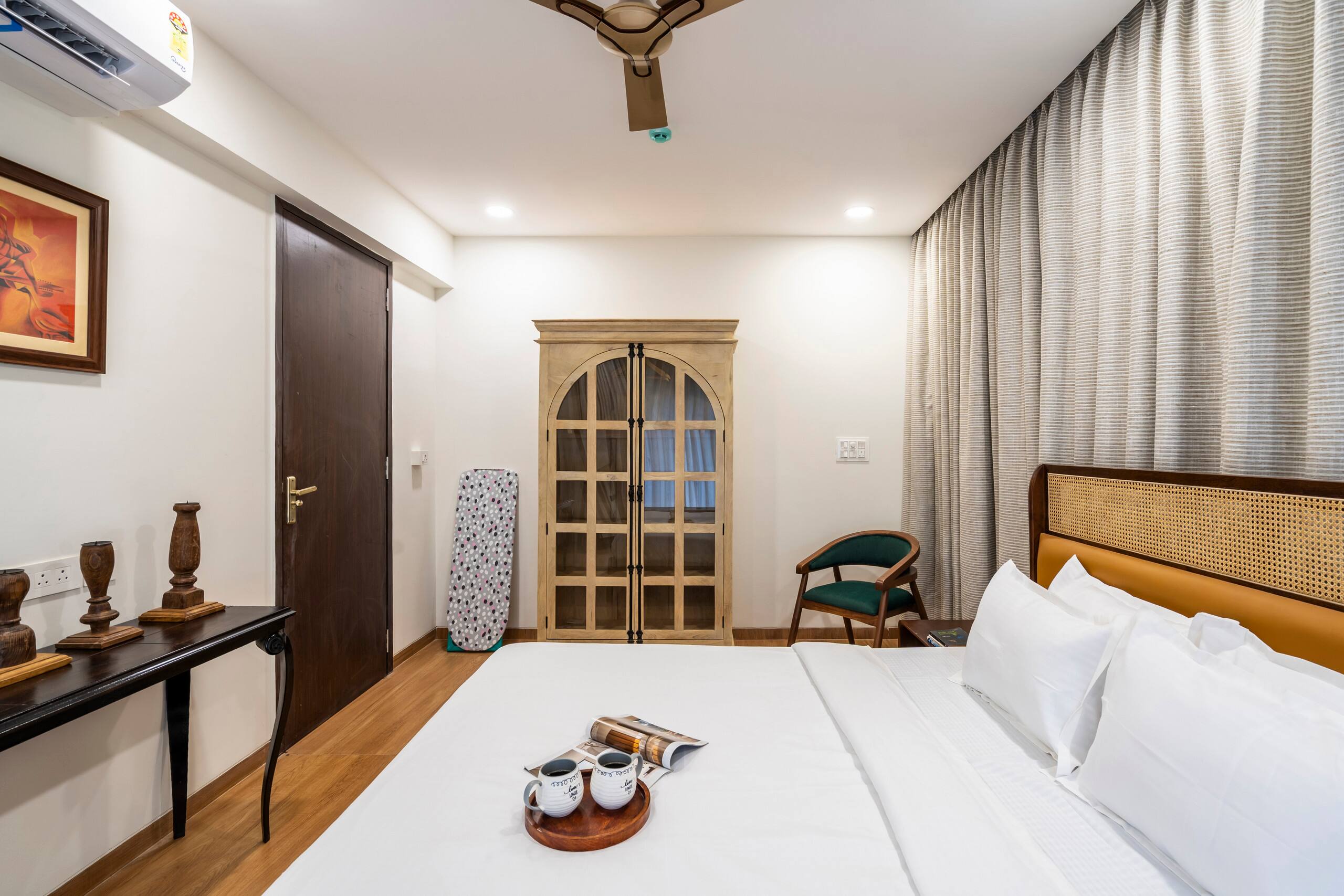Casa Sukunn|LUXURY 1BHK|Balcony|POOL|5 mins to the BEACH|GYM 23