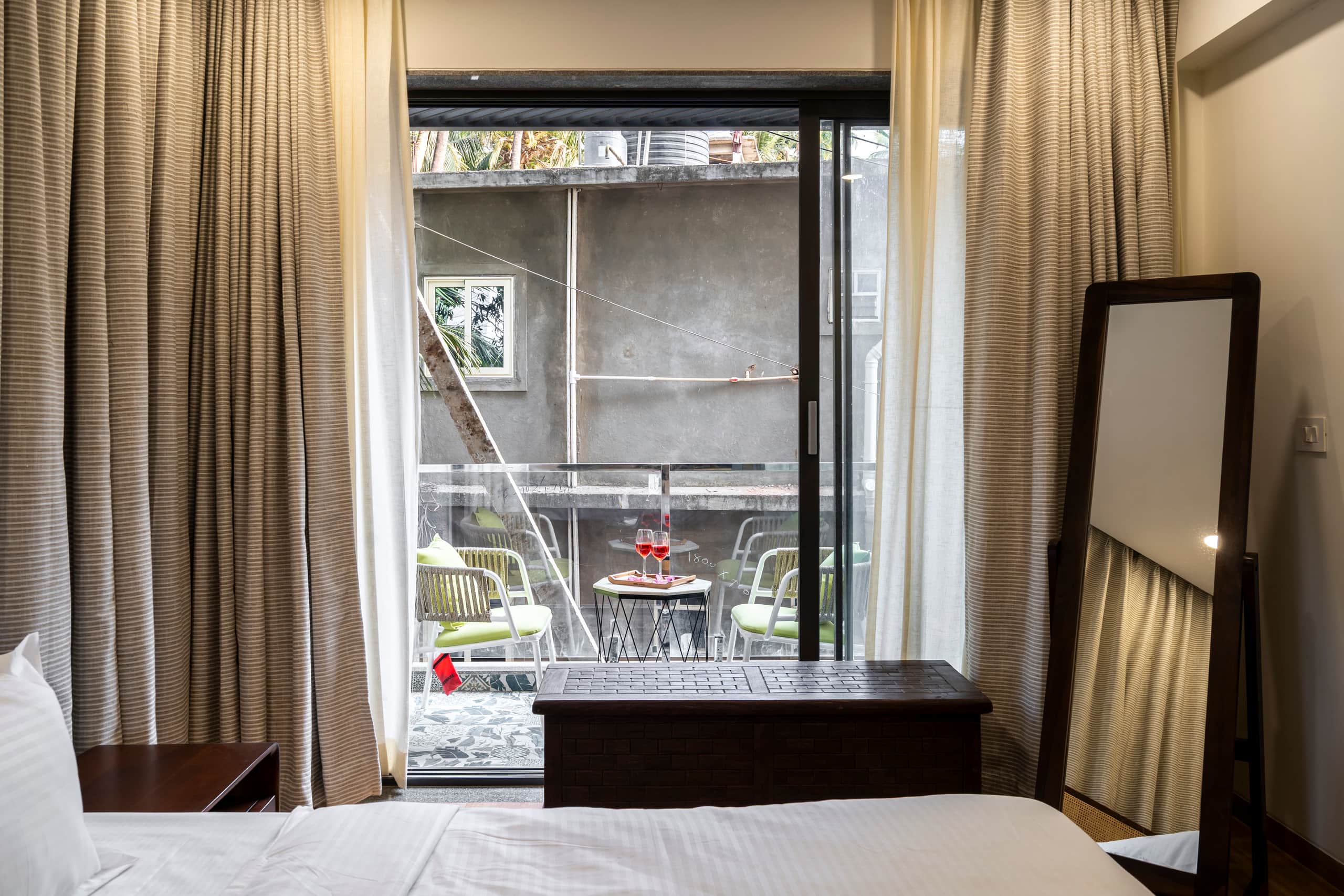 Casa Sukunn|LUXURY 1BHK|Balcony|POOL|5 mins to the BEACH|GYM 32