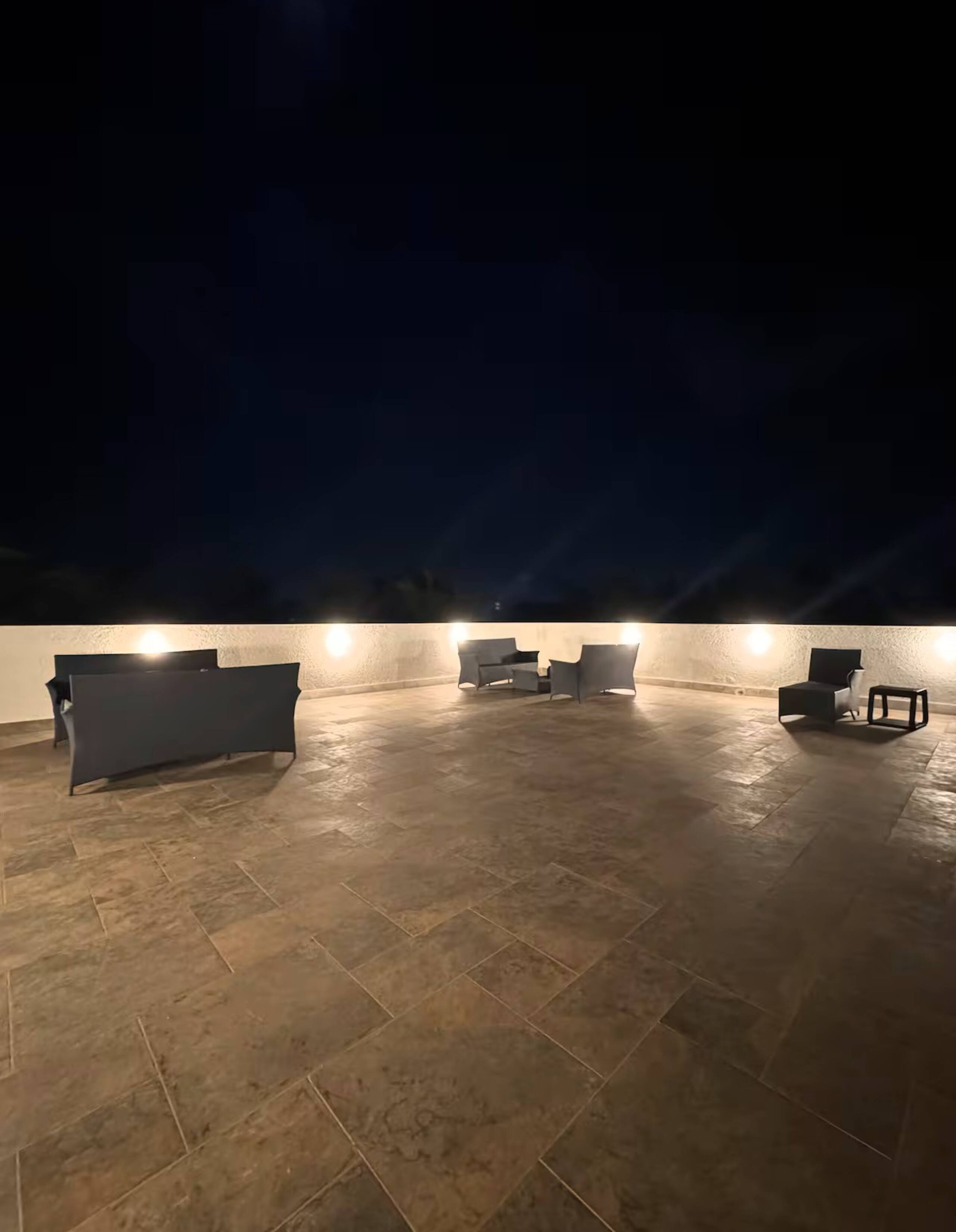 Casa Sukunn|LUXURY 1BHK|Balcony|POOL|5 mins to the BEACH|GYM 35