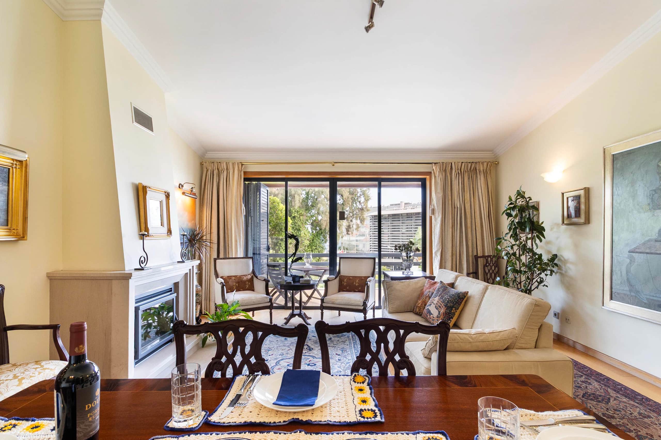 Retreat in Estoril with Pool and Sea View 6