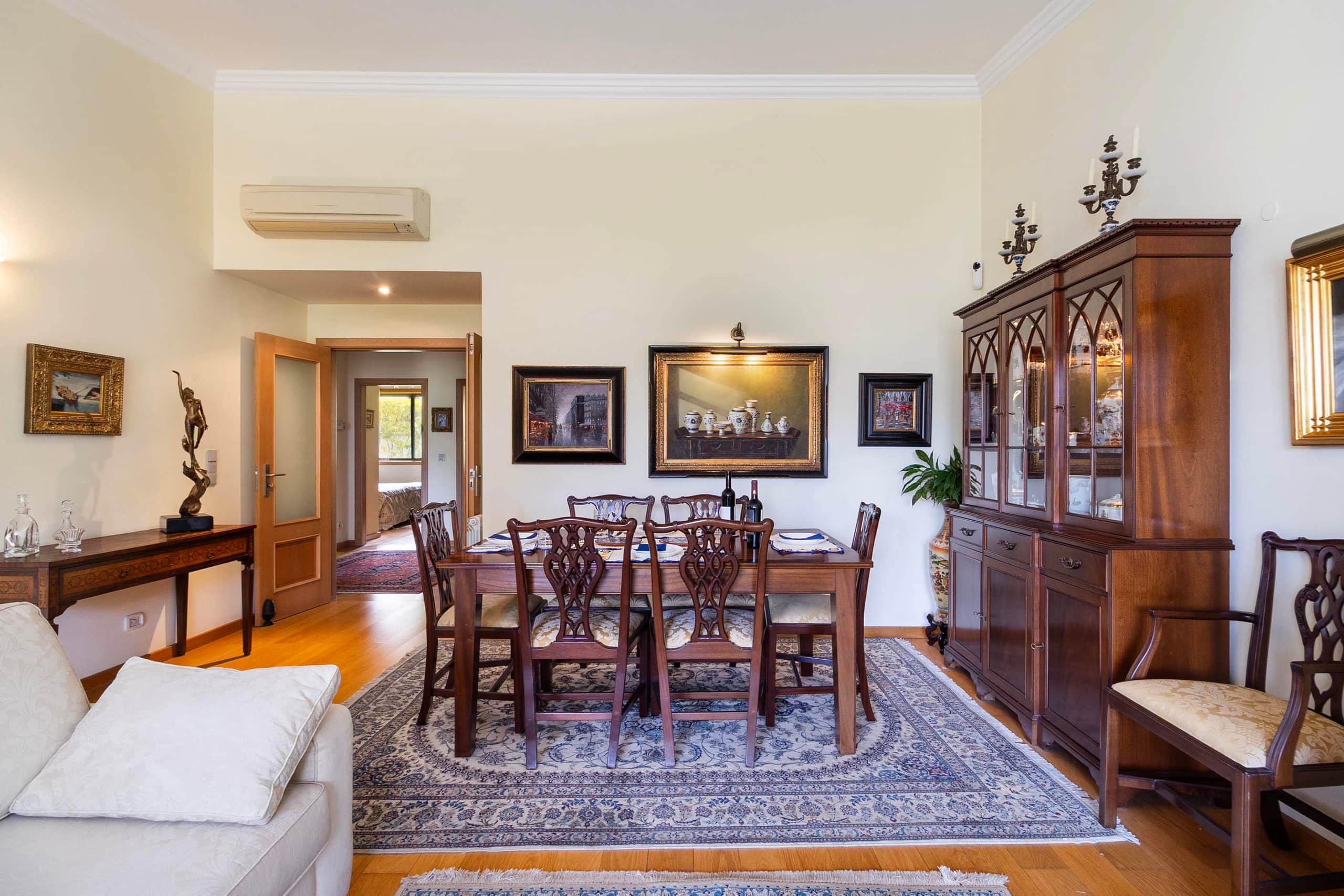 Retreat in Estoril with Pool and Sea View 20