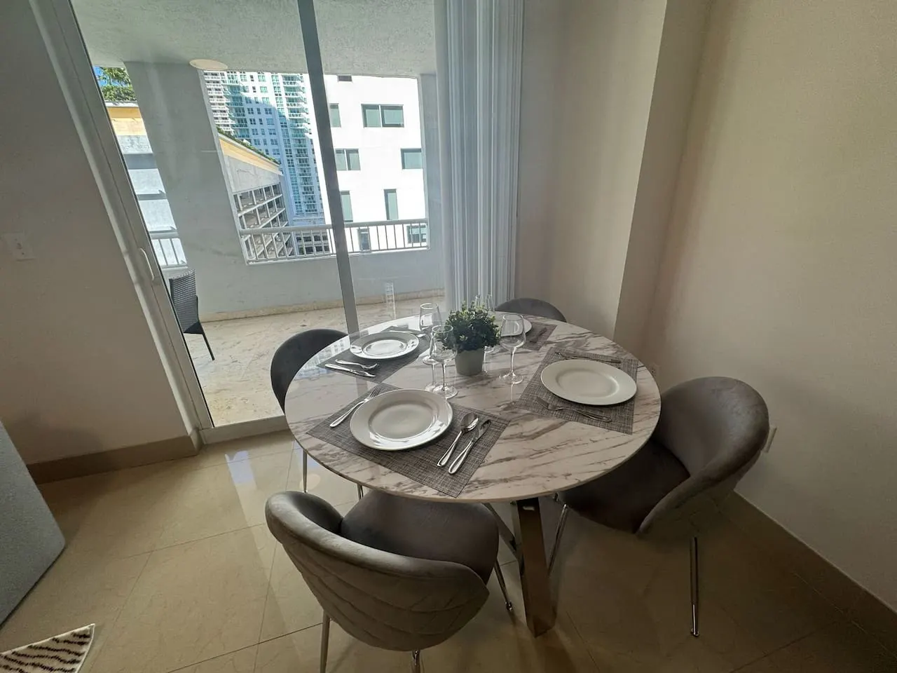 Cozy 2 Bedroom Brickell Condo 10
