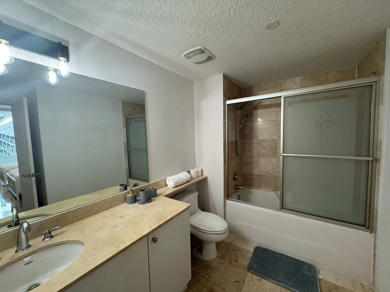 Cozy 2 Bedroom Brickell Condo 18