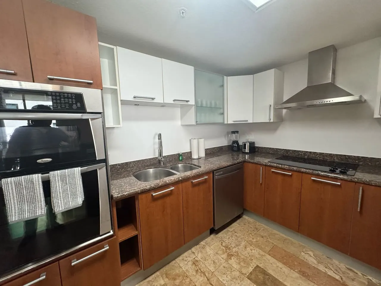 Cozy 2 Bedroom Brickell Condo 5