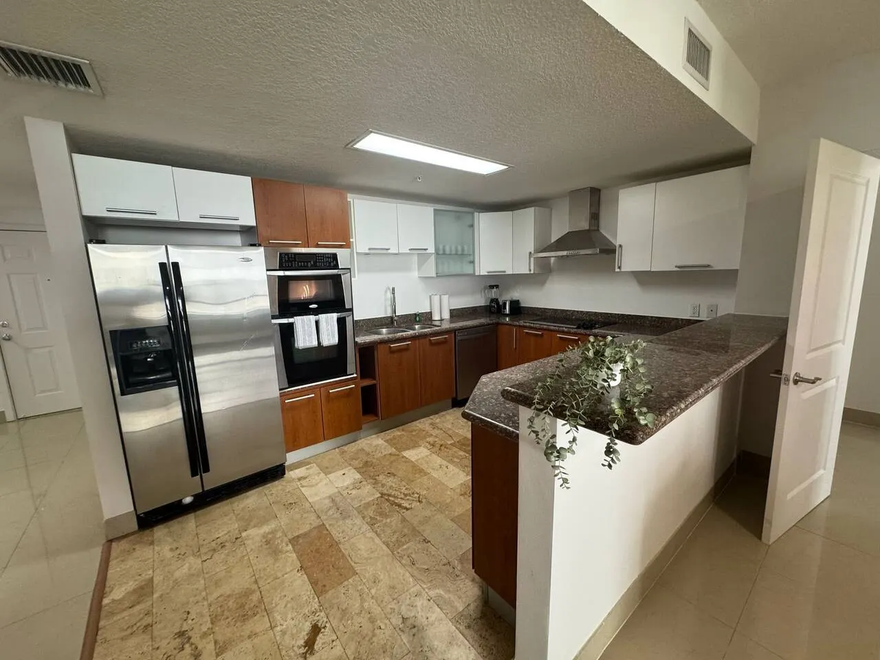 Cozy 2 Bedroom Brickell Condo 7