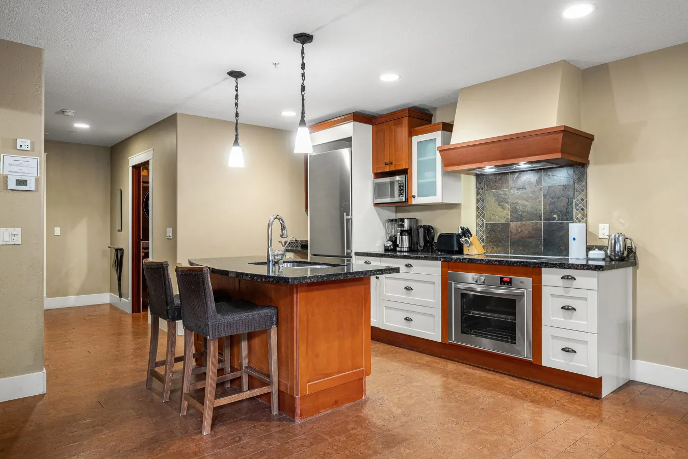 Stylish 1-Bedroom Escape