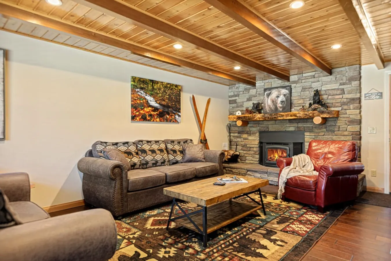 Mill Creek Lodge, Hot Tub, Game Room, Firepit 12