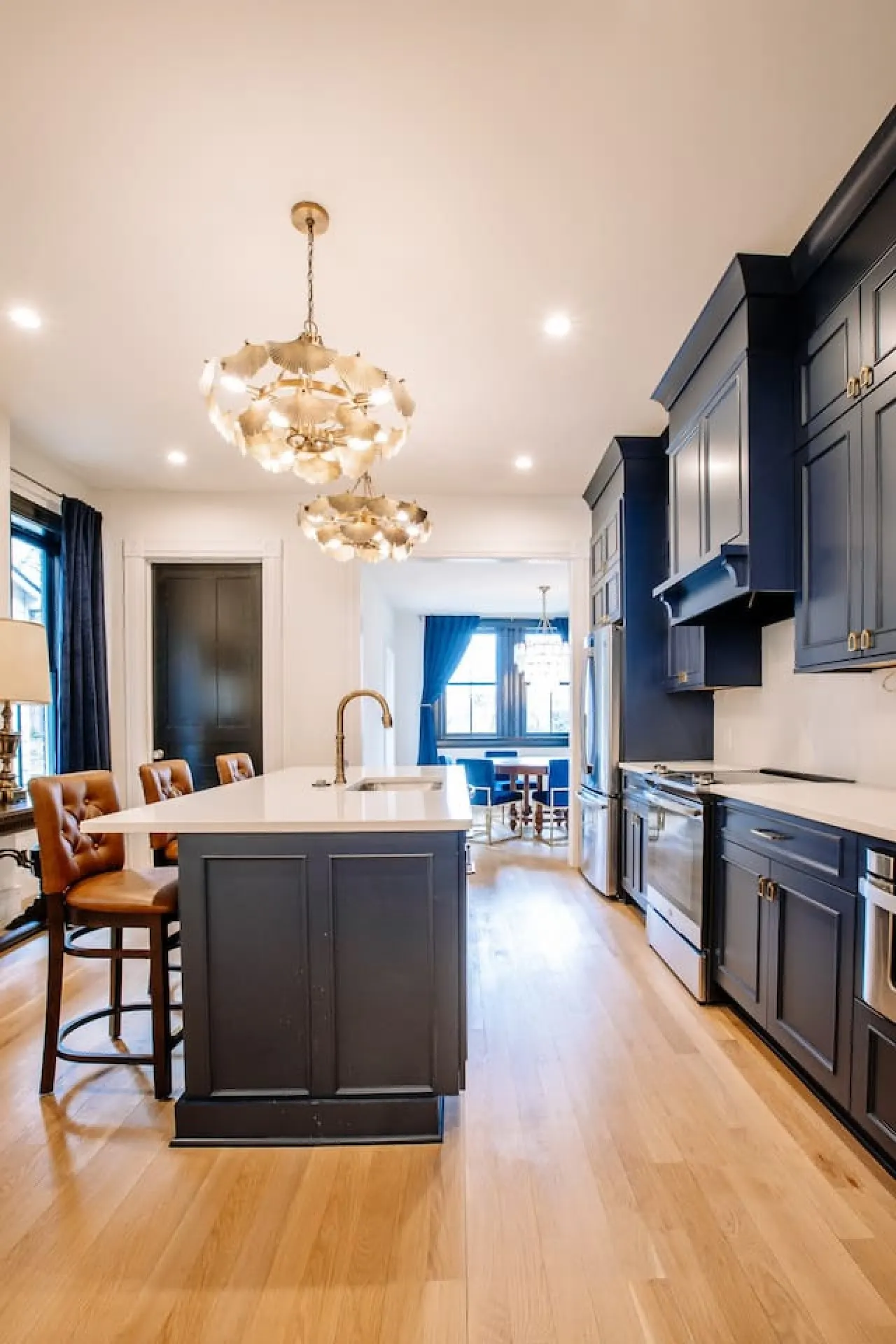 ✧Luxurious East TN Townhome ✧ Walk to Downtown 16