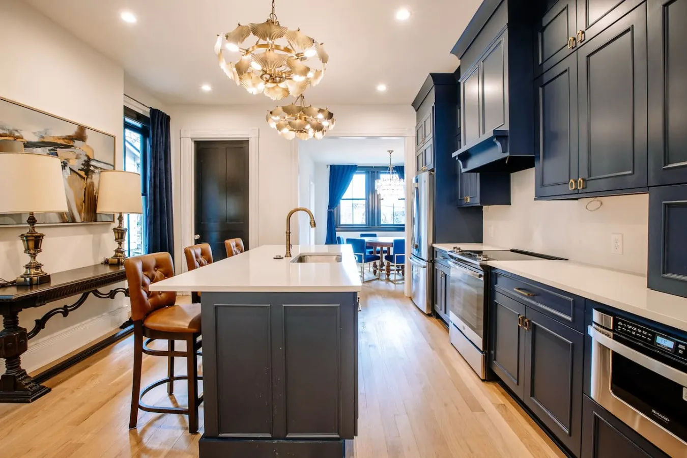✧Luxurious East TN Townhome ✧ Walk to Downtown — photo 3
