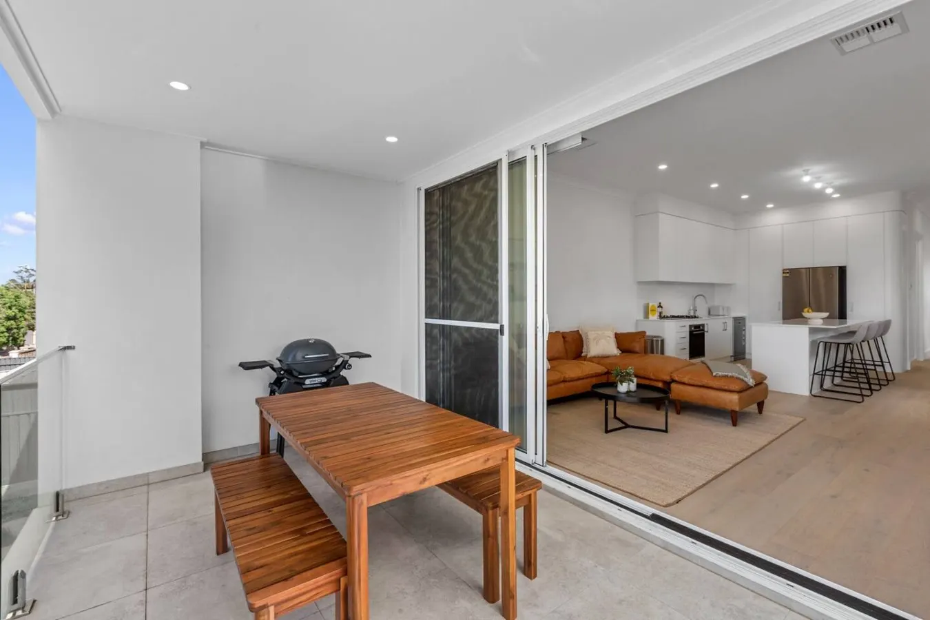 Coastal Luxe - Near Glenelg 9