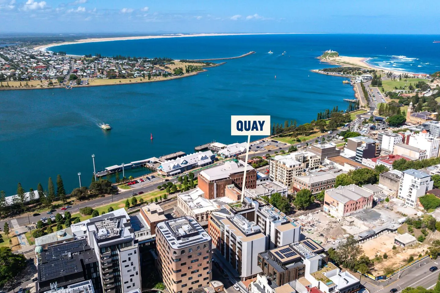 Quay - Harbour Views - Walk Everywhere - Parking 18