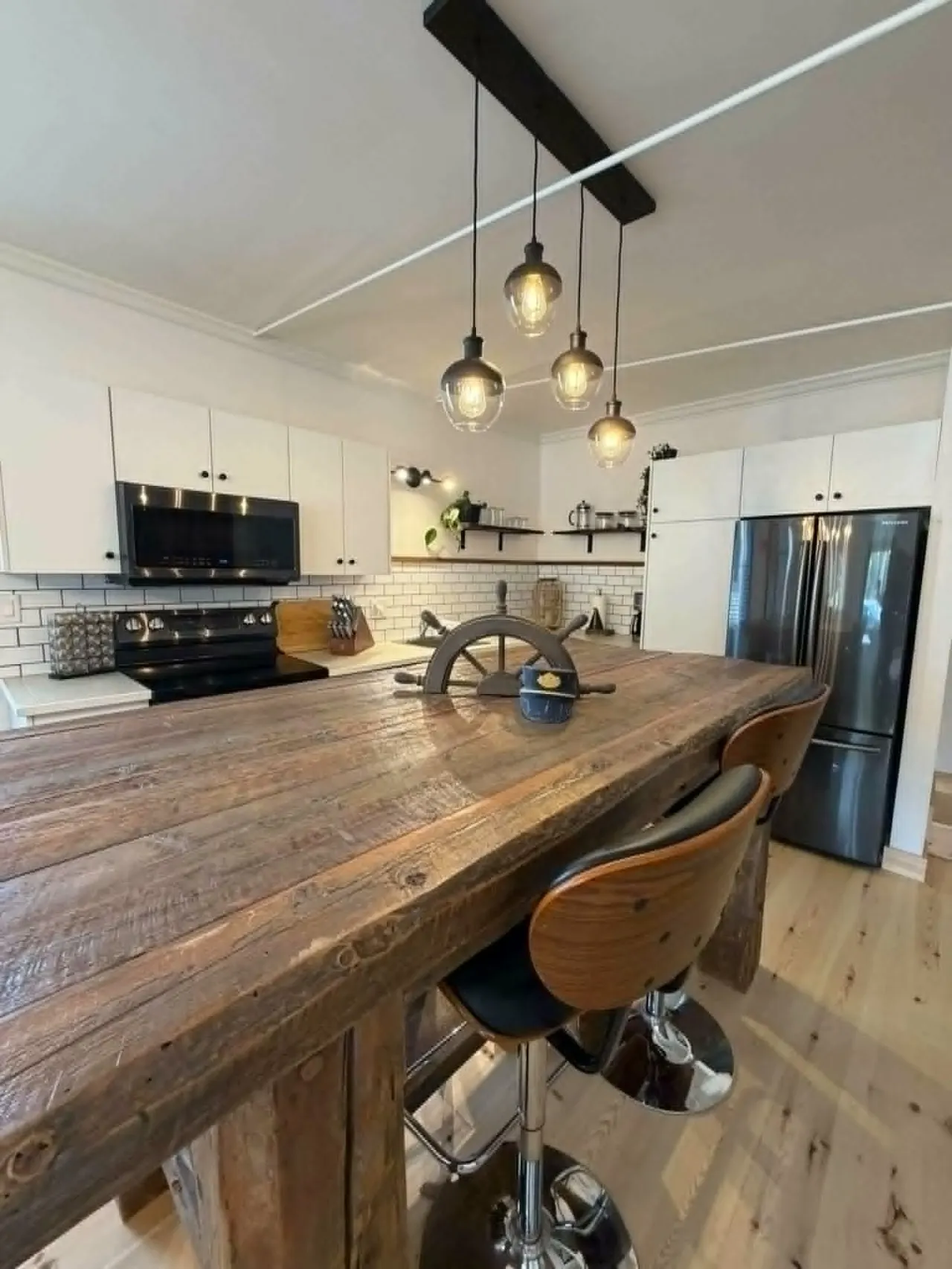 2 bedroom home, Sleeps 6 10