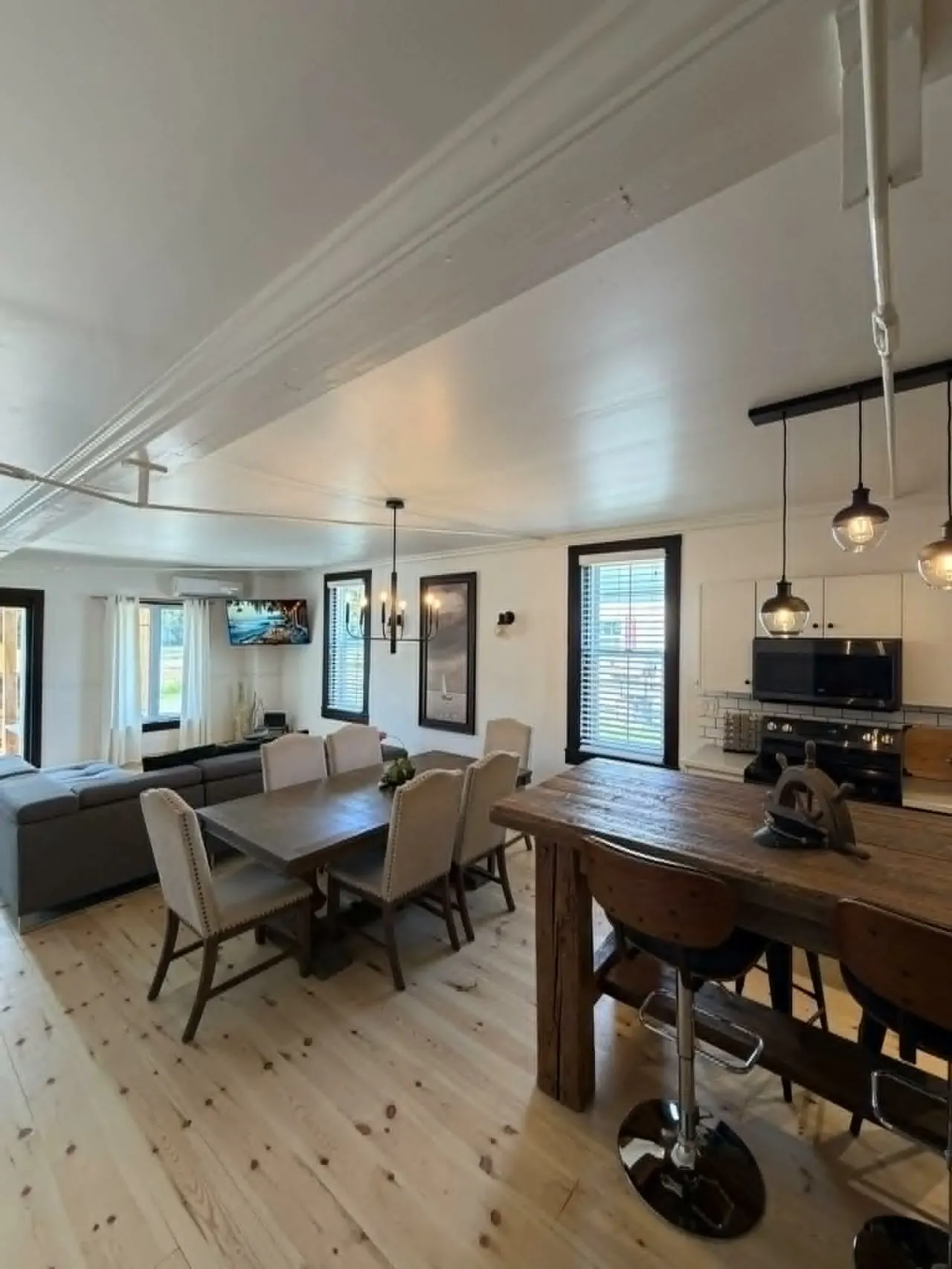 2 bedroom home, Sleeps 6 6