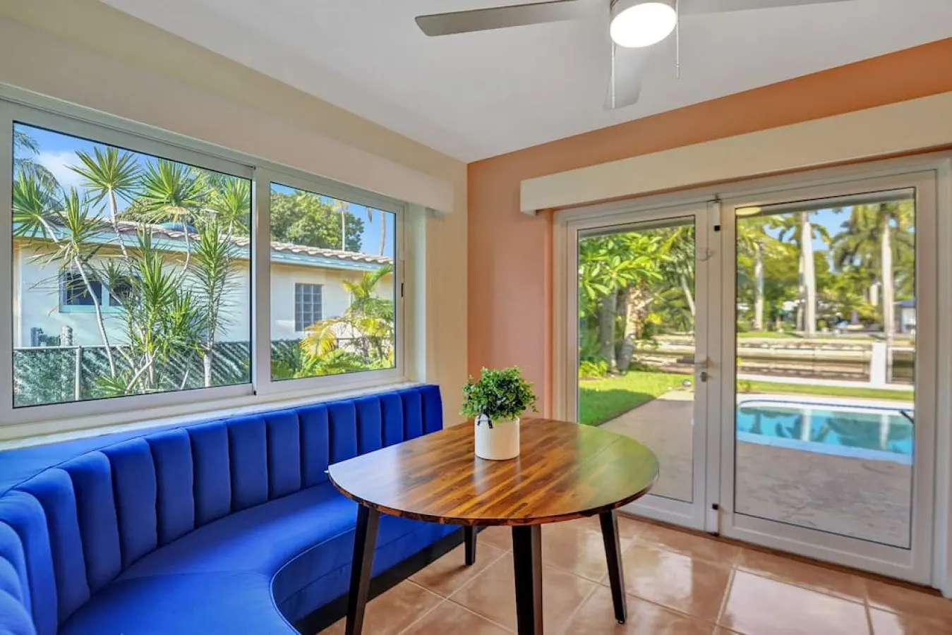 Waterfront Serenity Heated Pool & BBQ Koi Pond Monthly Stay 17