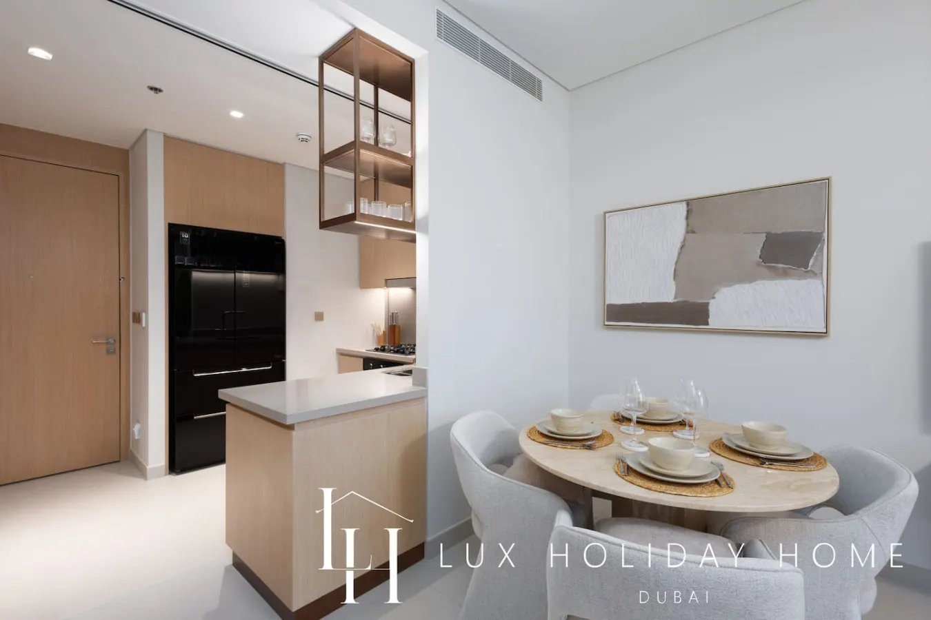 LUX The Vida Burj Khalifa View Suite 13