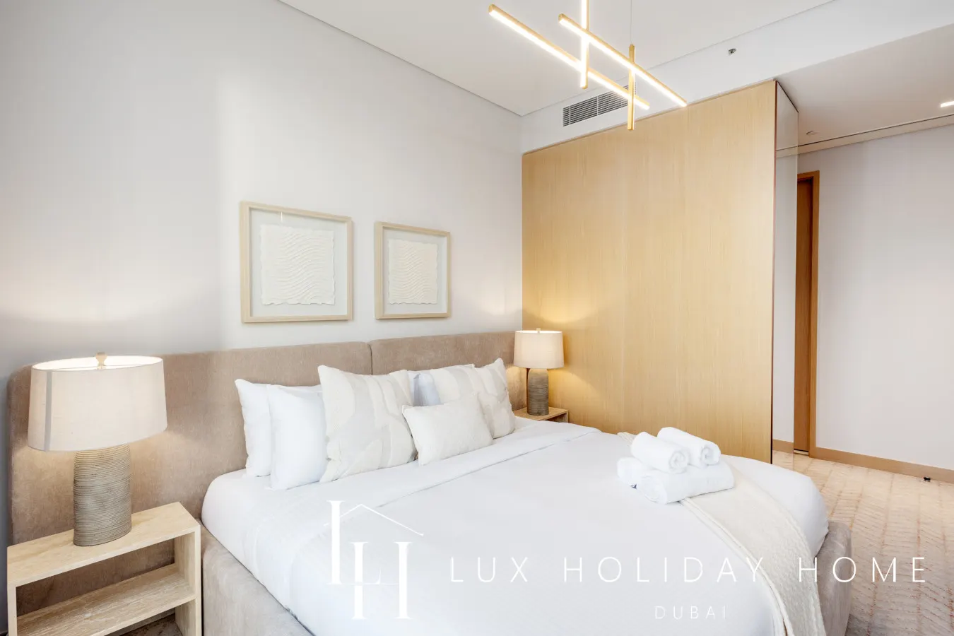 LUX The Vida Burj Khalifa View Suite 16