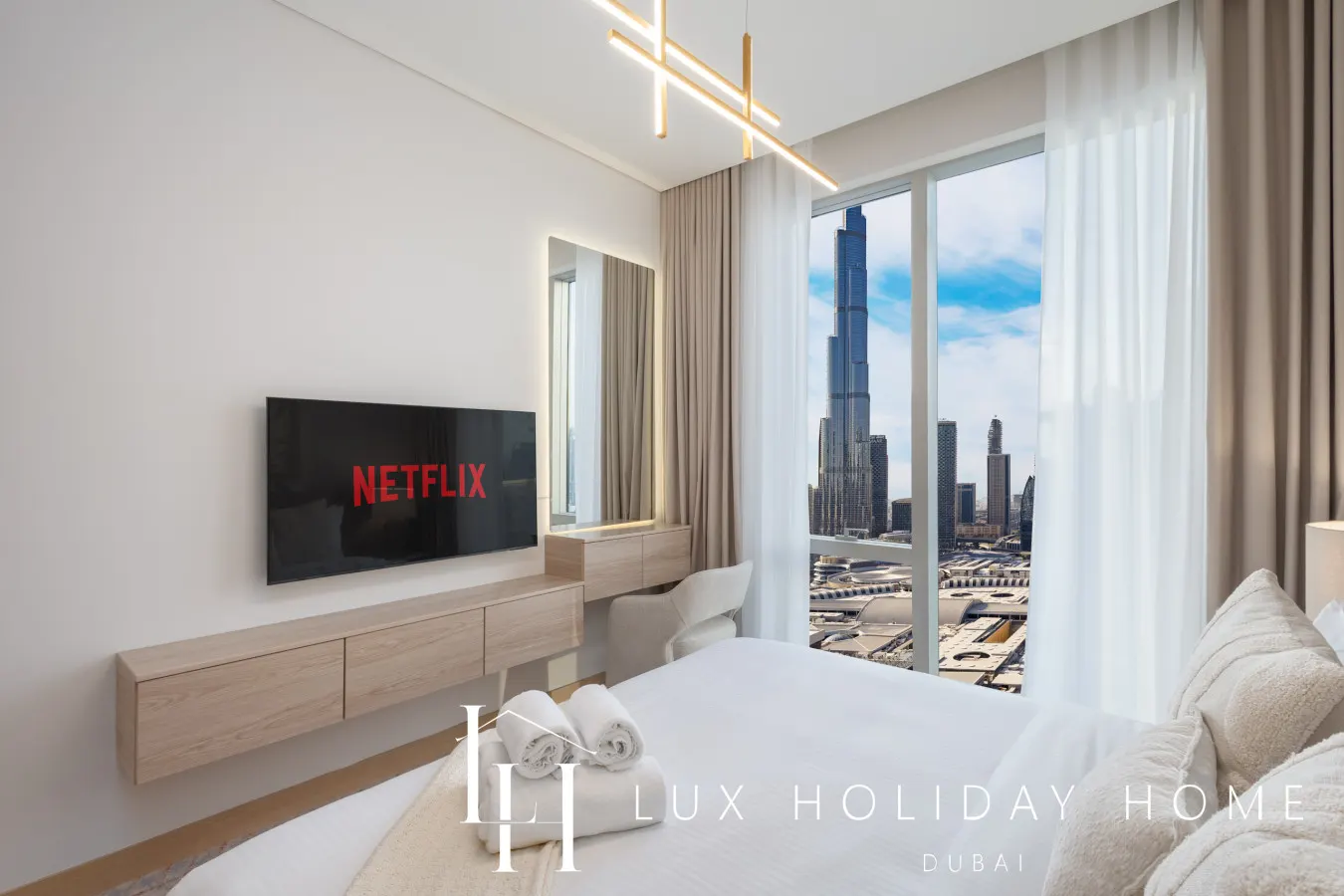 LUX The Vida Burj Khalifa View Suite 17