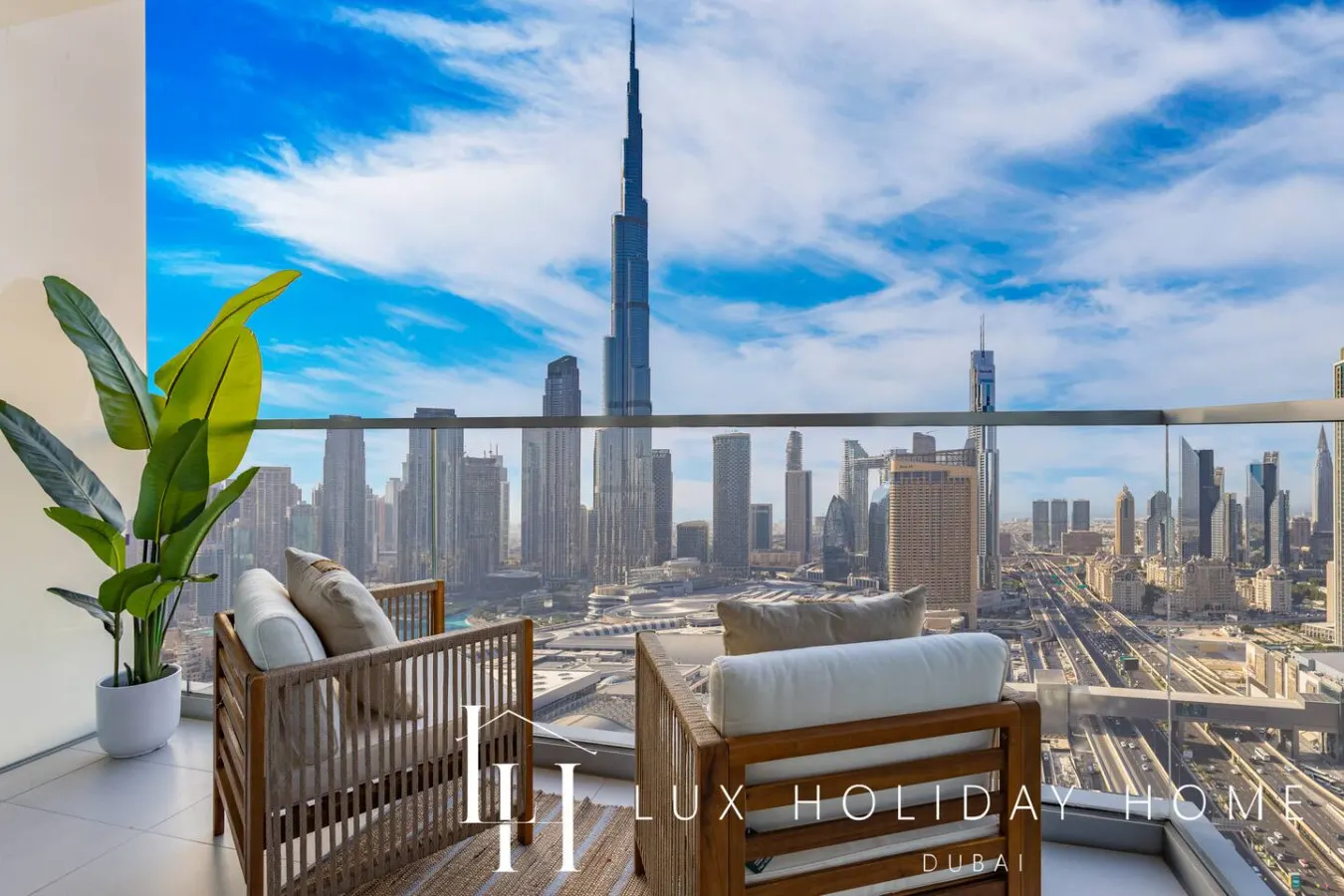 LUX The Vida Burj Khalifa View Suite 8