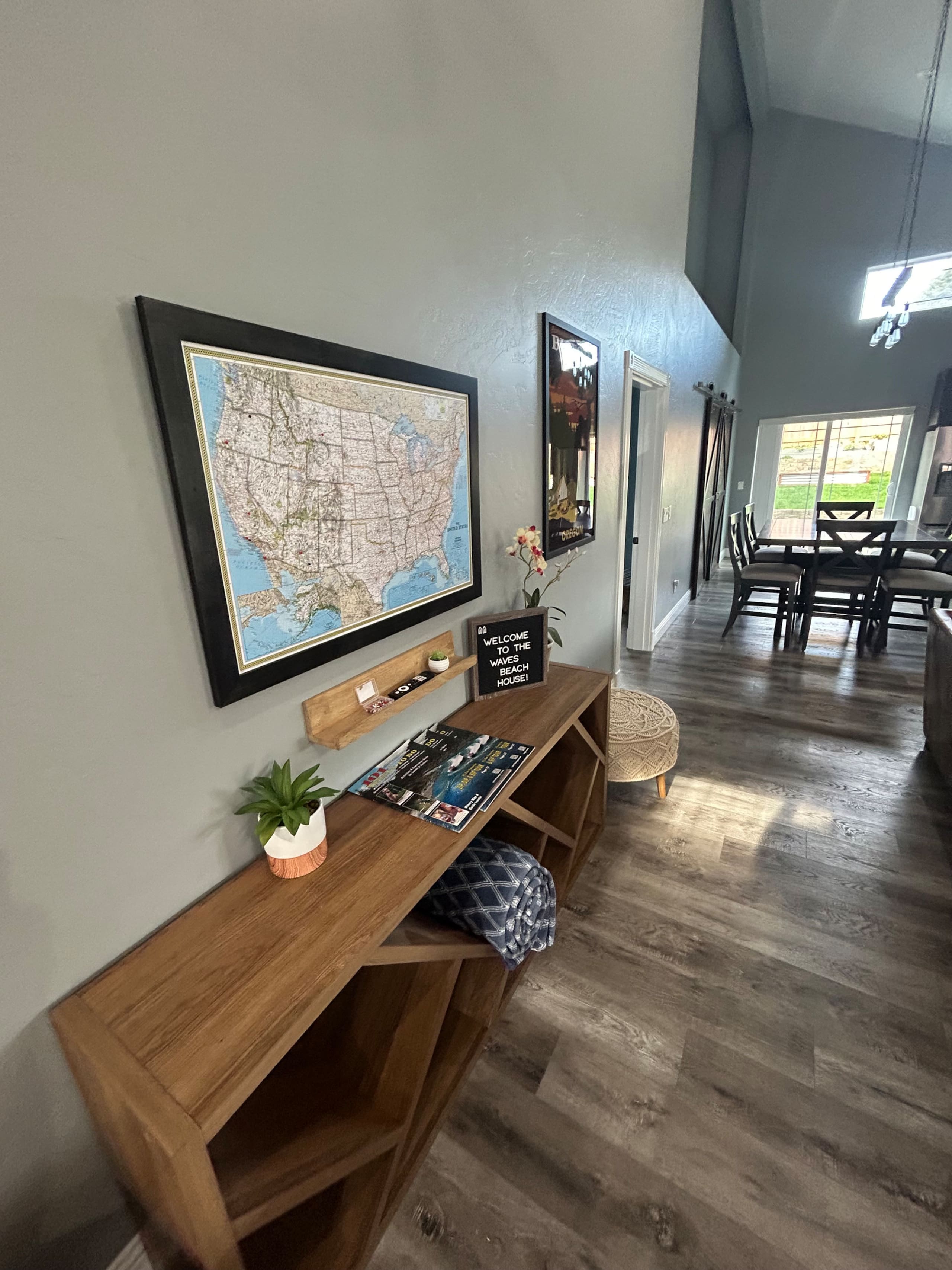 Waves Beach House-close to beach, town and more! 13