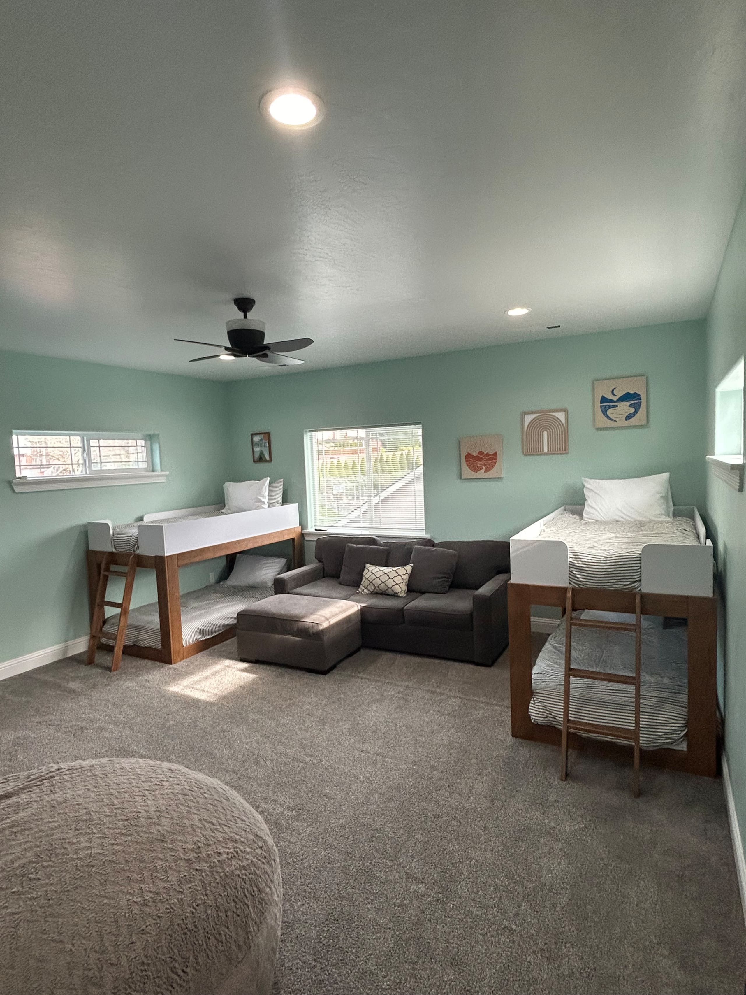 Waves Beach House-close to beach, town and more! 24