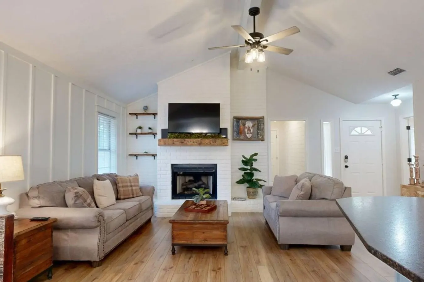 Gettysburg Getaway - Remodeled Home 6