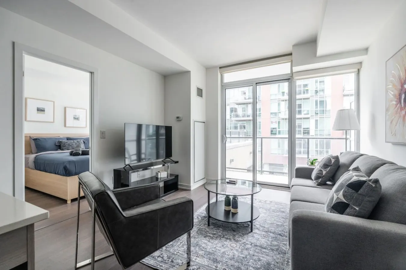 Bright 1BR Condo Large Terrace Sleeps 4 1