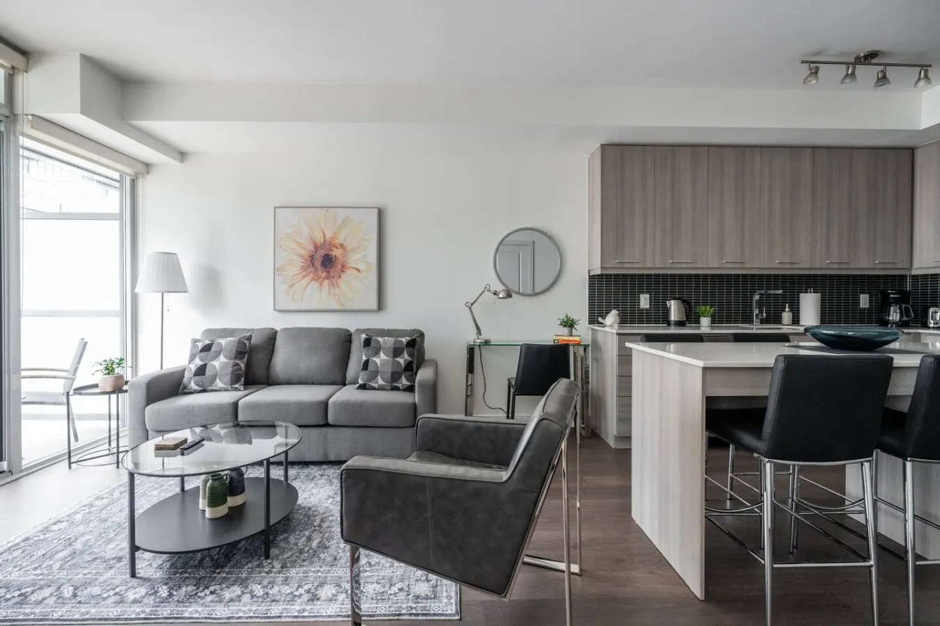 Bright 1BR Condo Large Terrace Sleeps 4 13