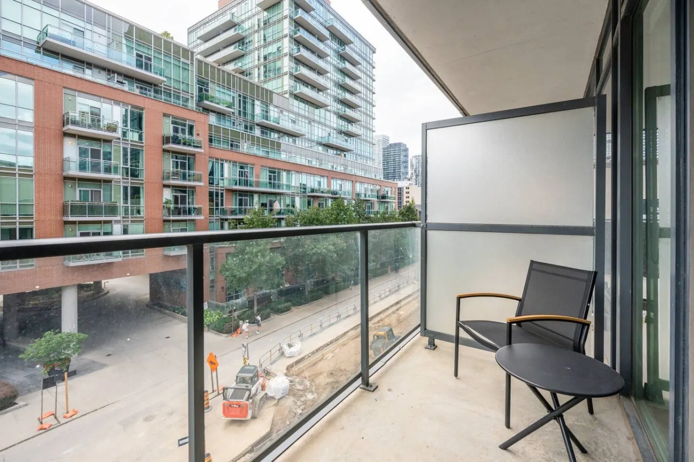 Bright 1BR Condo Large Terrace Sleeps 4 18